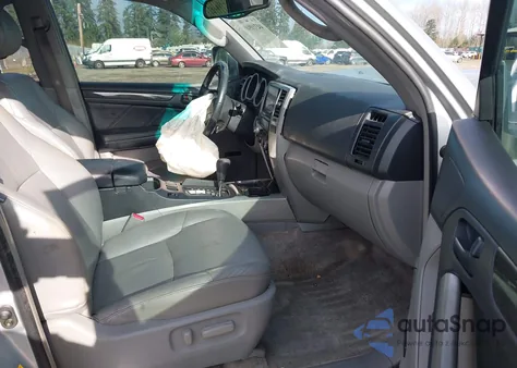 2005 Toyota 4Runner Limited V6 from USA, damaged, VIN JTEBU17R258040611